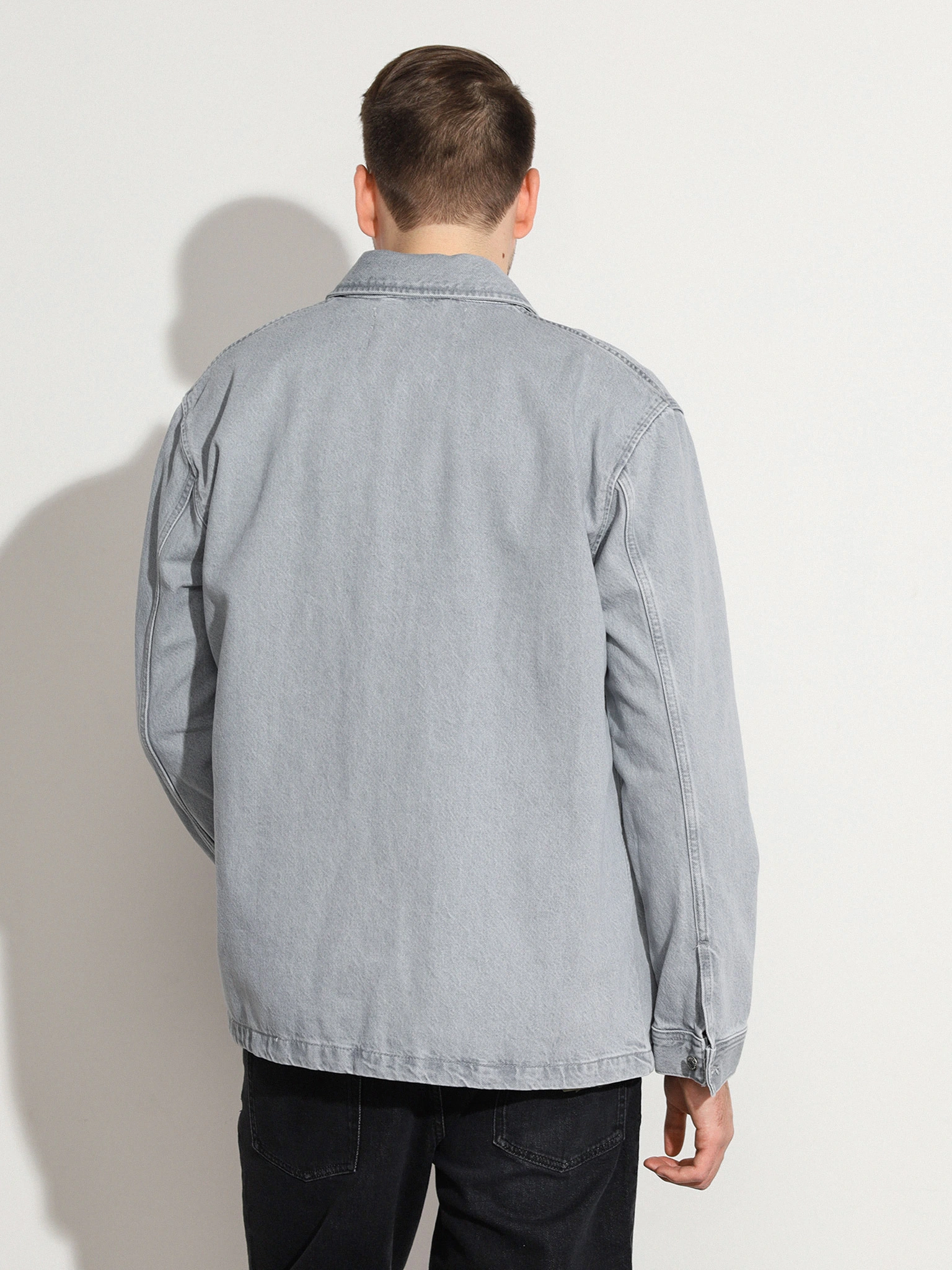 Куртка джинсовая светло-серого цвета из хлопка